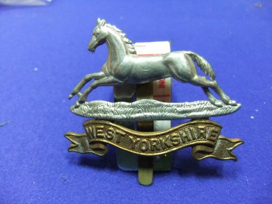 West yorkshire regiment army military cap badge