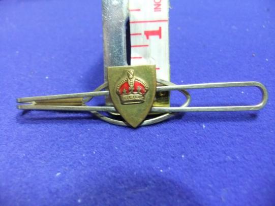 Kings crown scarf tie clip badge royalty commemorative war