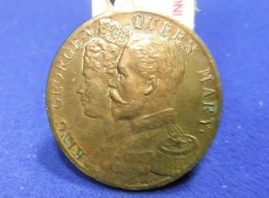 ww 1914 royal royalty visit dundee george mary fob pendant  souvenir keepsake