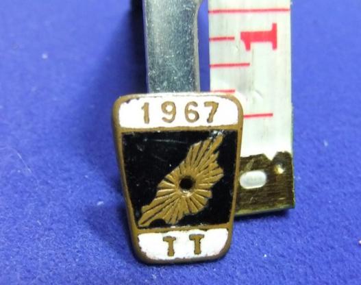 TT race 1967 isle of man badge motor cycle bike racing acu souvenir fund fan