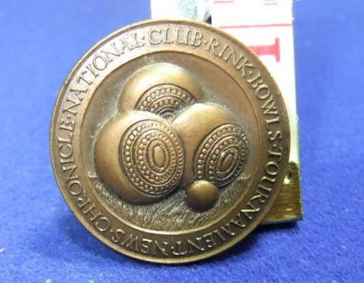 News chronicle newspaper badge national club rink bowls tournament 1950