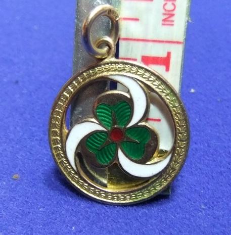 Girl guides gold thanks badge fob pendant  good service to guiding 1923 award