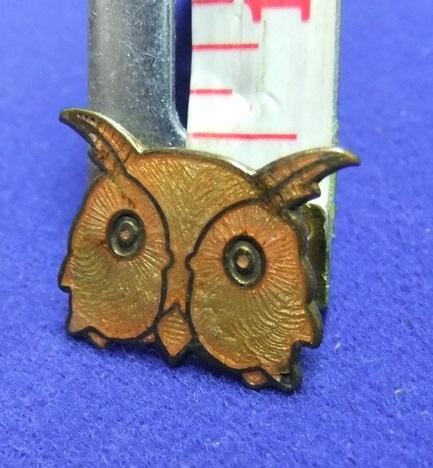 Girl guides brown owl badge warrant leadership promise unusual light tan 30s