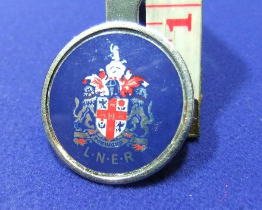 Railway BR Rail lner london north east badge crest coat of arms train british rai