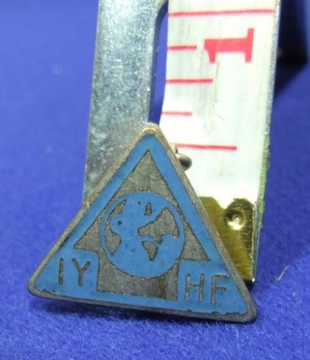 IY HF International youth hostel federation member badge