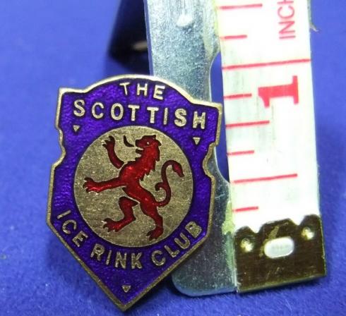 The Scottish ice rink club badge member