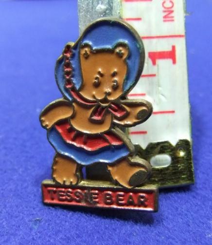 Noddy tessie bear badge 1966 kelloggs premium enid blyton toyland character