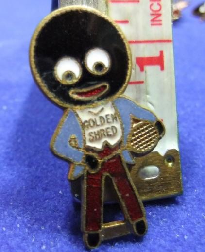 Robertsons jam golly badge tennis black feet black hands advert