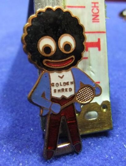 Robertsons jam golly badge tennis red feet blue hands curly advert hw miller