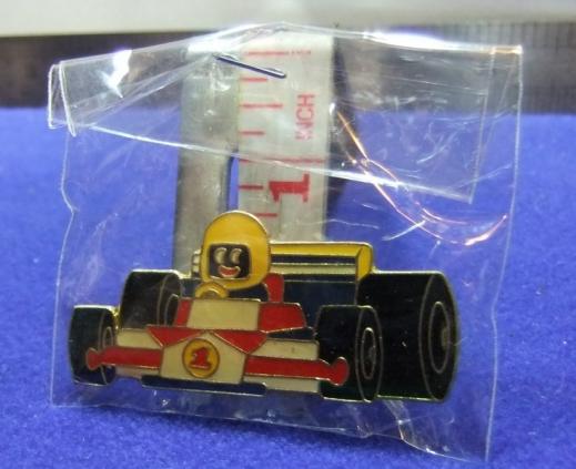 Robertsons jam golly badge racing driver 1990s large acrylic