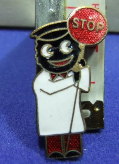 Robertson Golly Lollipopman badge 1970s Die A gomm
