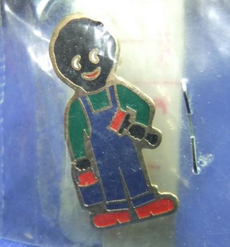 Robertsons golly badge brooch diy painter decorator 1996
