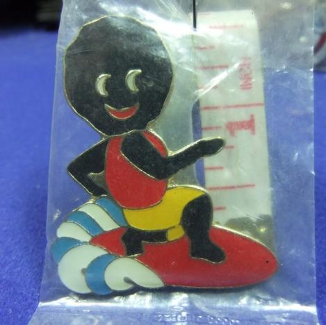 Robertsons jam golly badge surfer 1990s large acrylic