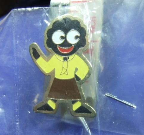 Robertsons golly badge brooch girl guide brownie 1999 fancy dress