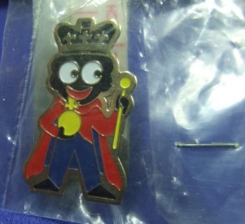 Robertsons golly badge brooch king 1999 fancy dress