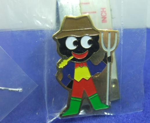 Robertsons Organic Farmer golly badge limited promotion 2000