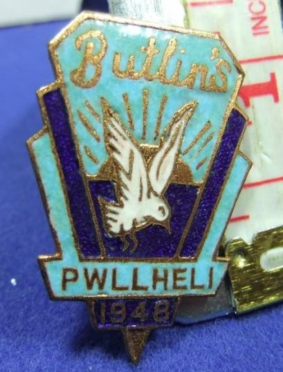 Butlins holiday camp badge pwllheli 1948
