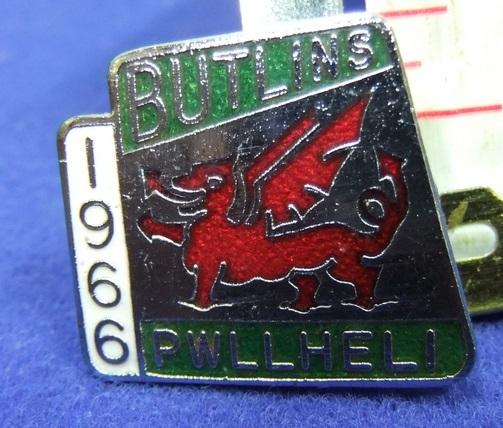Butlins holiday camp badge pwllheli 1966