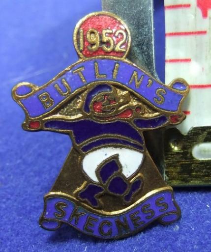 Butlins holiday camp badge skegness 1952