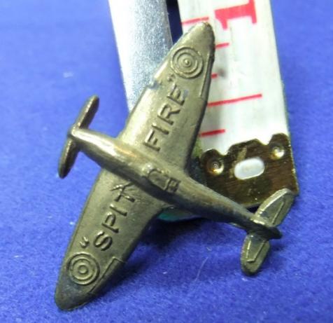 badge ww2 spitfire fund Raf appeal Royal Air Force