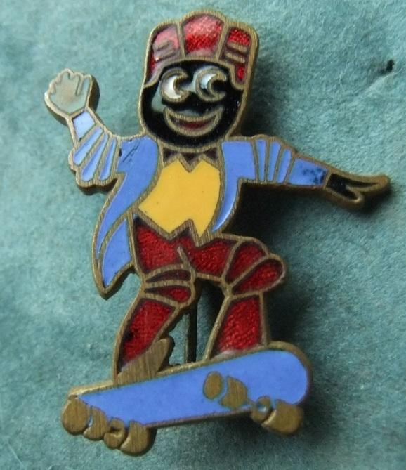 Robertson Golly skateboarder badge 1970s gomm