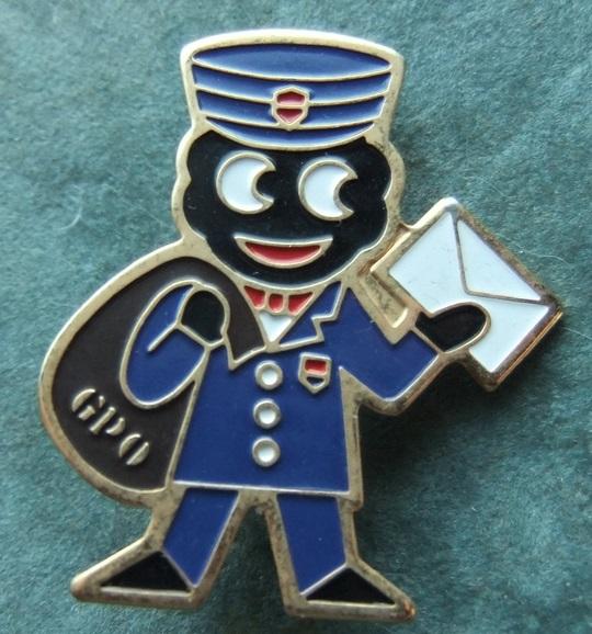 Robertsons golly Postman badge brooch 1980s