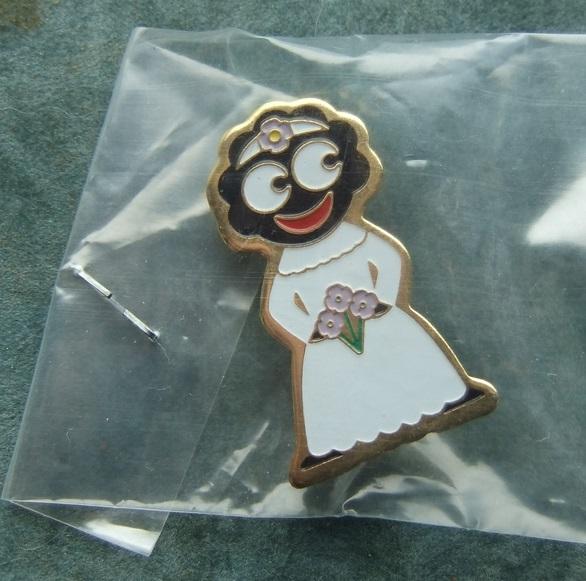 Robertsons Golly Badge 1999 Fancy Dress Set Bride