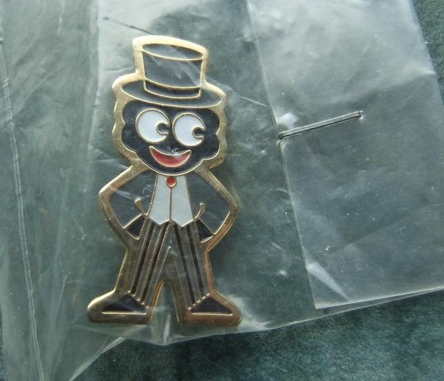 Robertsons Golly Badge 1999 Fancy Dress Set Groom