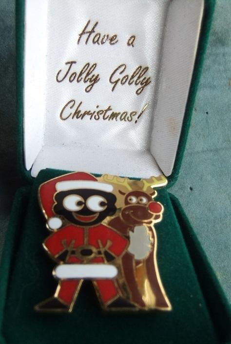 Robertsons 1998 Golly Santa and Rudolph badge