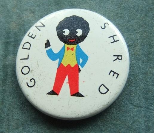 Robertsons Golly Golden Shred Tin Badge 1970s Lithograph