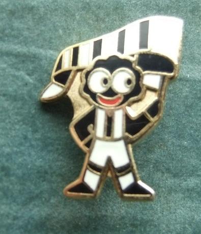 Golly Footballer Black White Kit Badge Non Robertsons issue