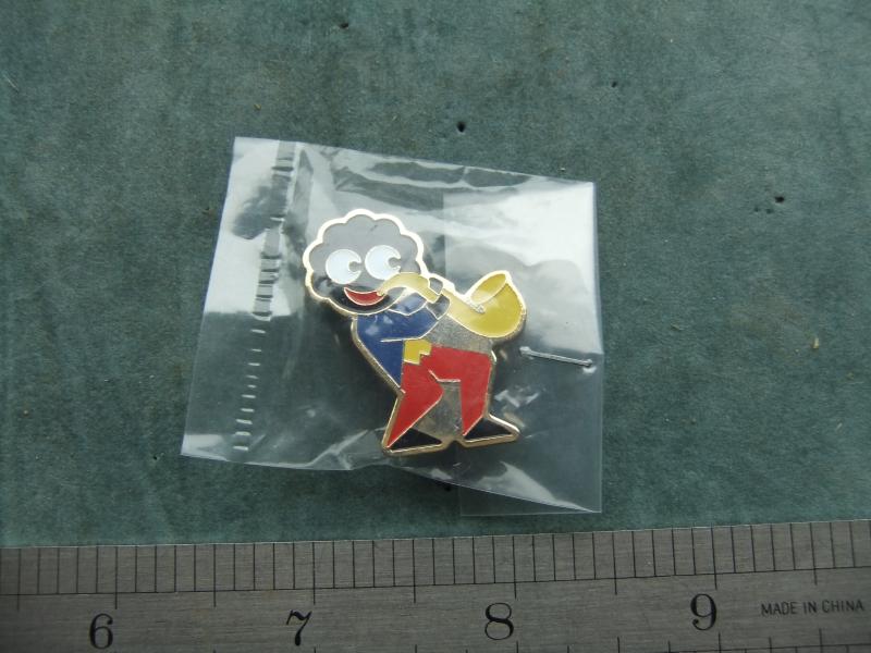 Robertsons golly badge 1998 Set saxophonist saxaphone