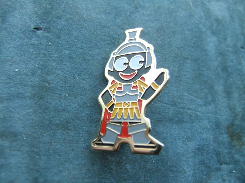 Robertsons Golly Badge 1999 Fancy Dress Set Roman