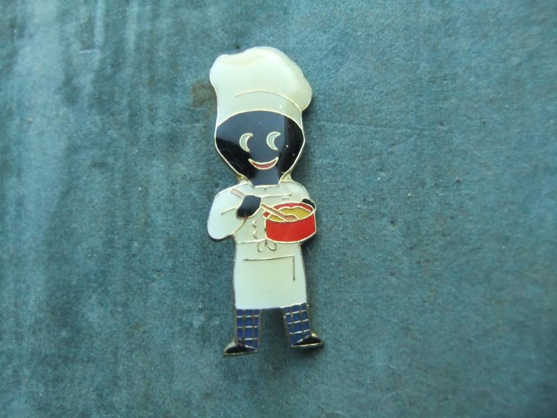 Robertsons golly badge CHEF 193 94 large acrylic THIN