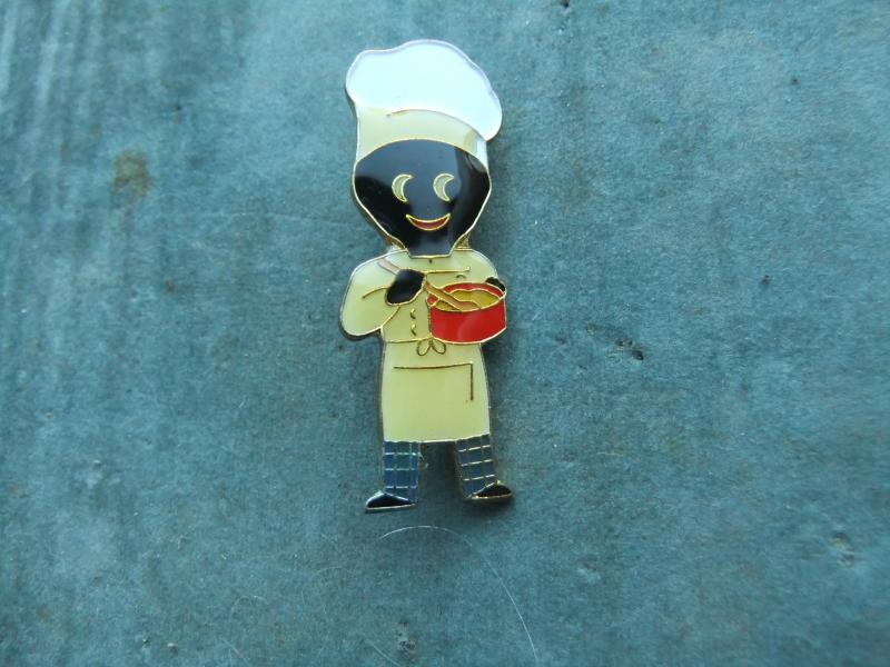 Robertsons golly badge CHEF 193 94 large acrylic THIN