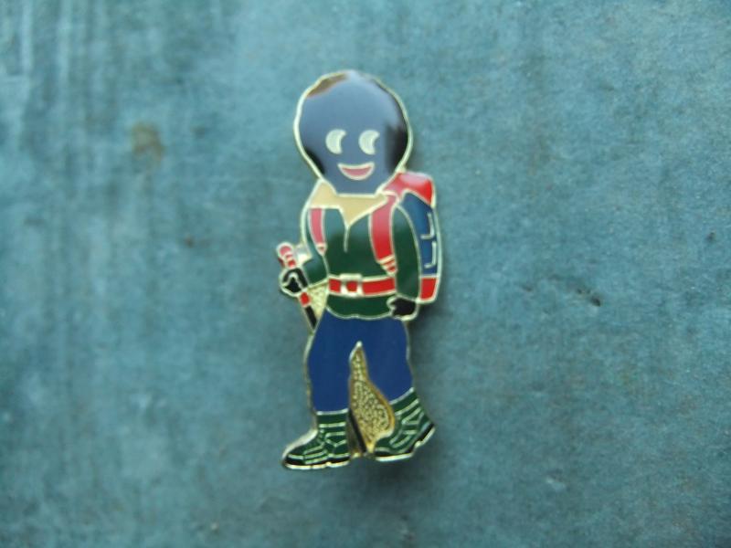 Robertsons golly badge Walker Hiker 1993 94 large acrylic